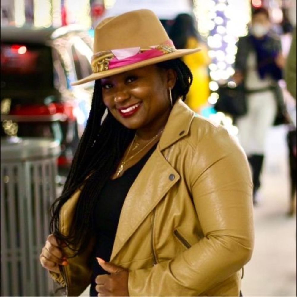 Meet your Posher, Shari